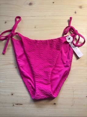 NWT Victoria's Secret Bright Pink Textured Tie-Side One Piece Cheeky Bottom (M)